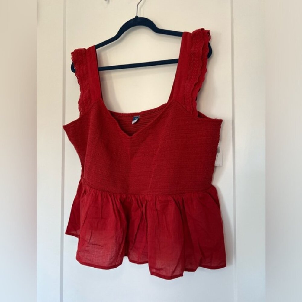 Old Navy - Fitted Smocked Flutter-Sleeve Cutwork Top - Picture 6 of 6
